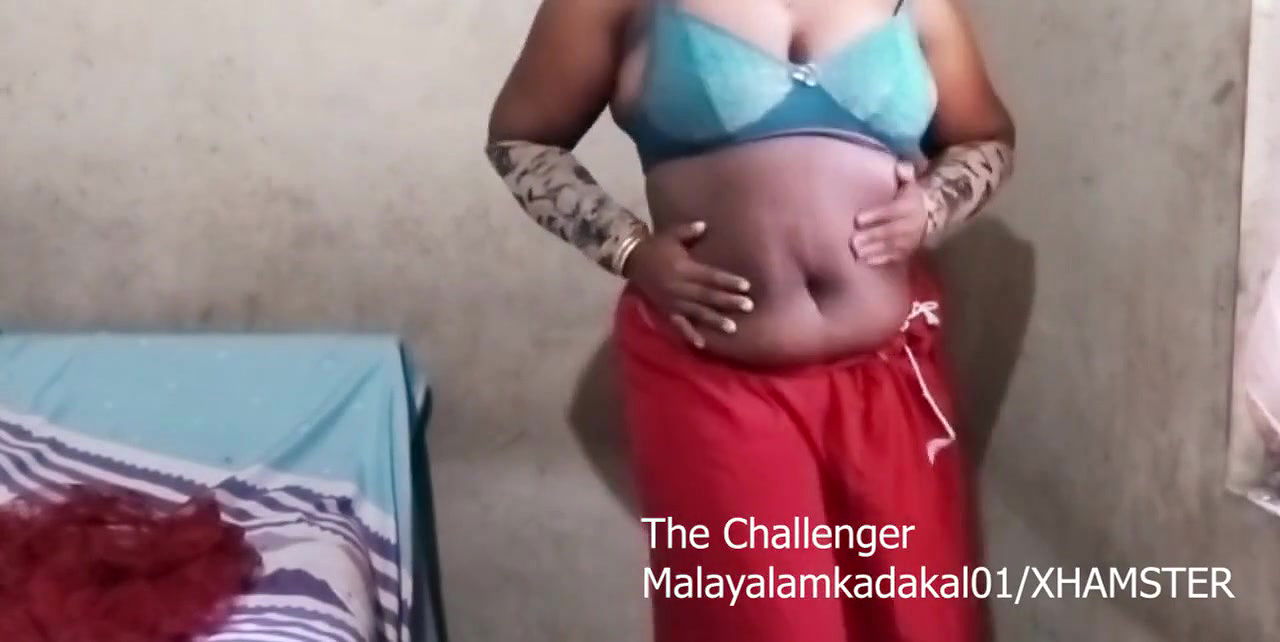 desi Bhabhi big boogs and juicy ass