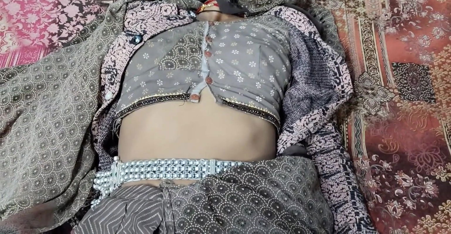 Desi village gaon ki bhabhi ke sath Kiya doggy style mein full night sex