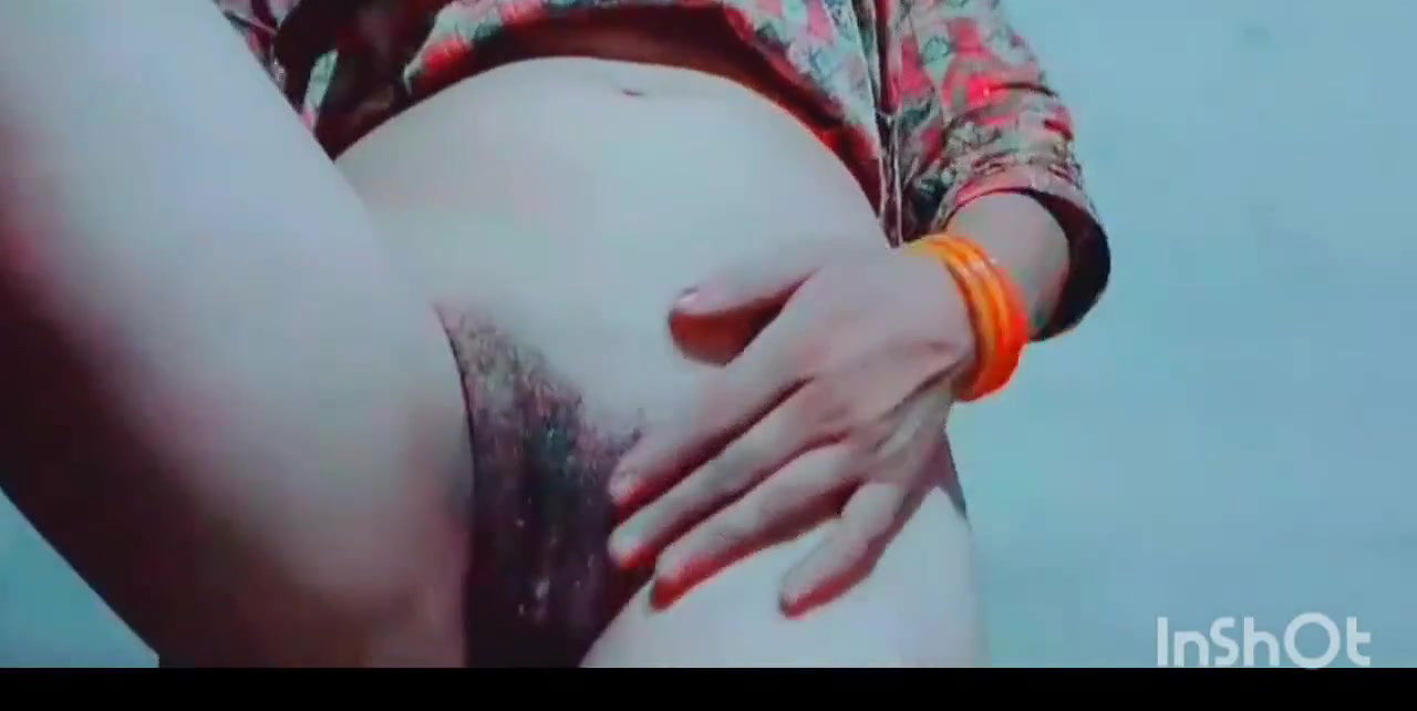 Hot clean body, very very beautiful desi girl, hot pussy, young pussy, semen hungry, desi hot girl, hi my young pussy is very hu