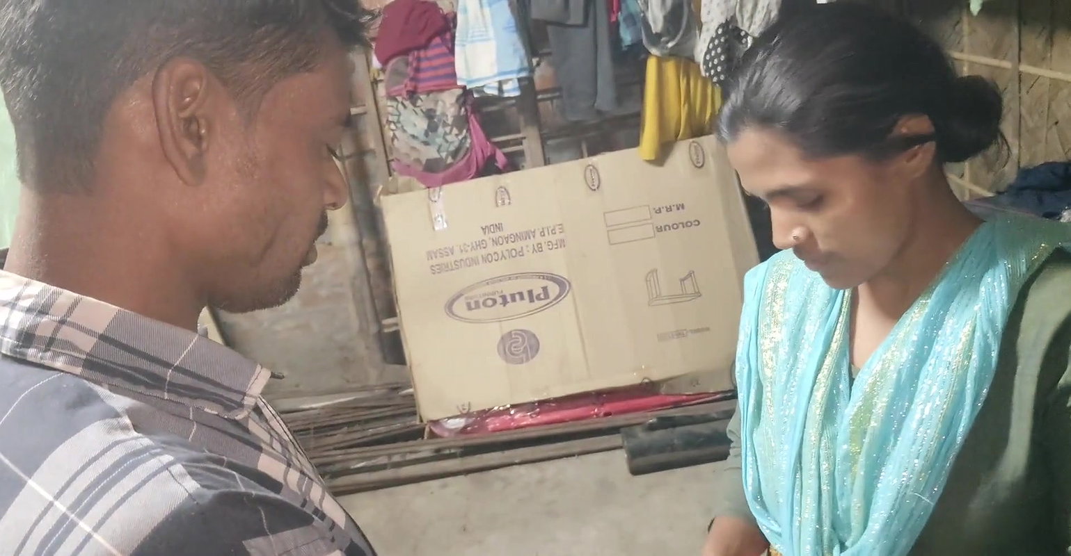 Hot girls sex in home