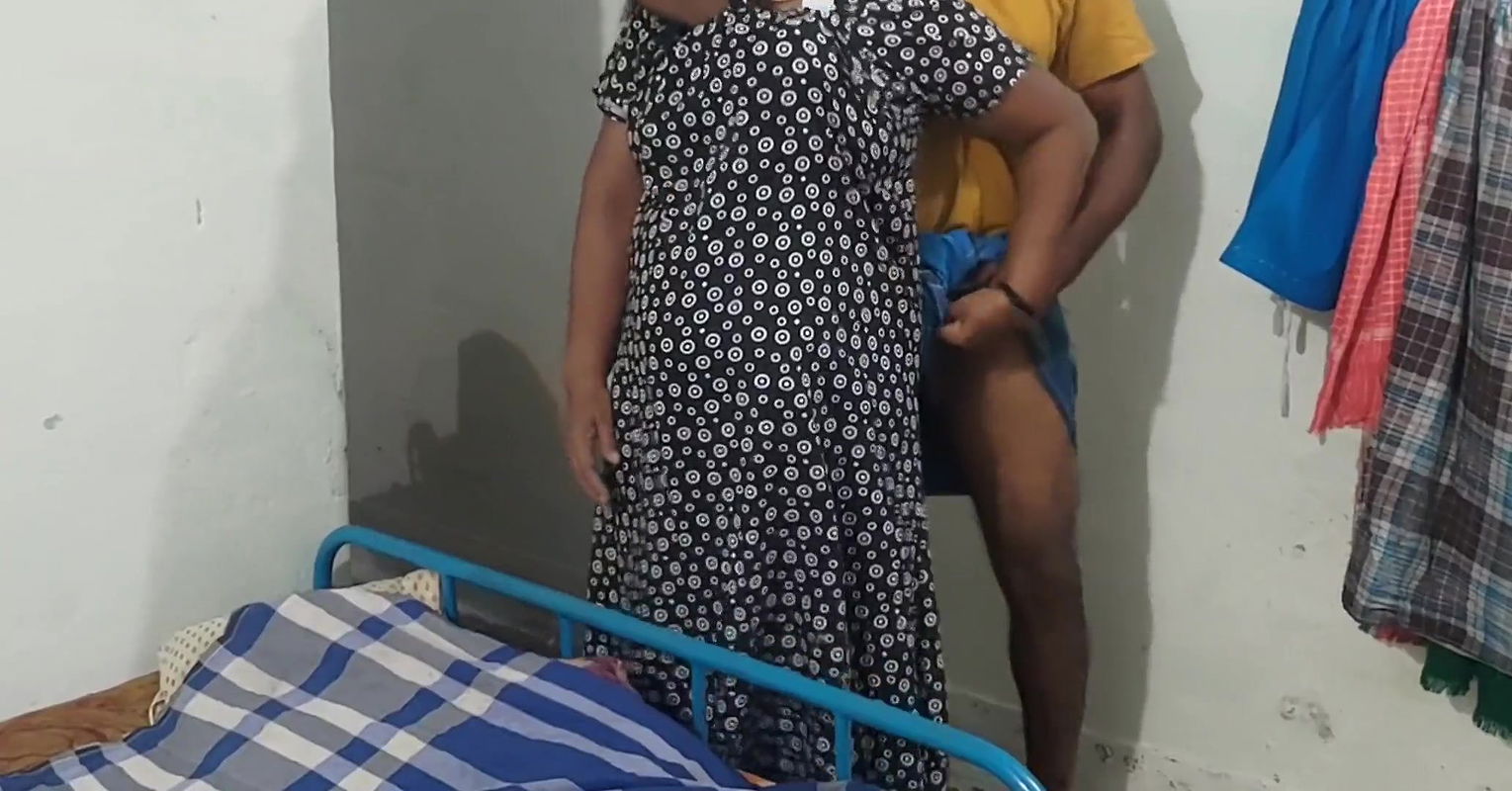 I inserted my big cock into Aunty’s hairy pussy