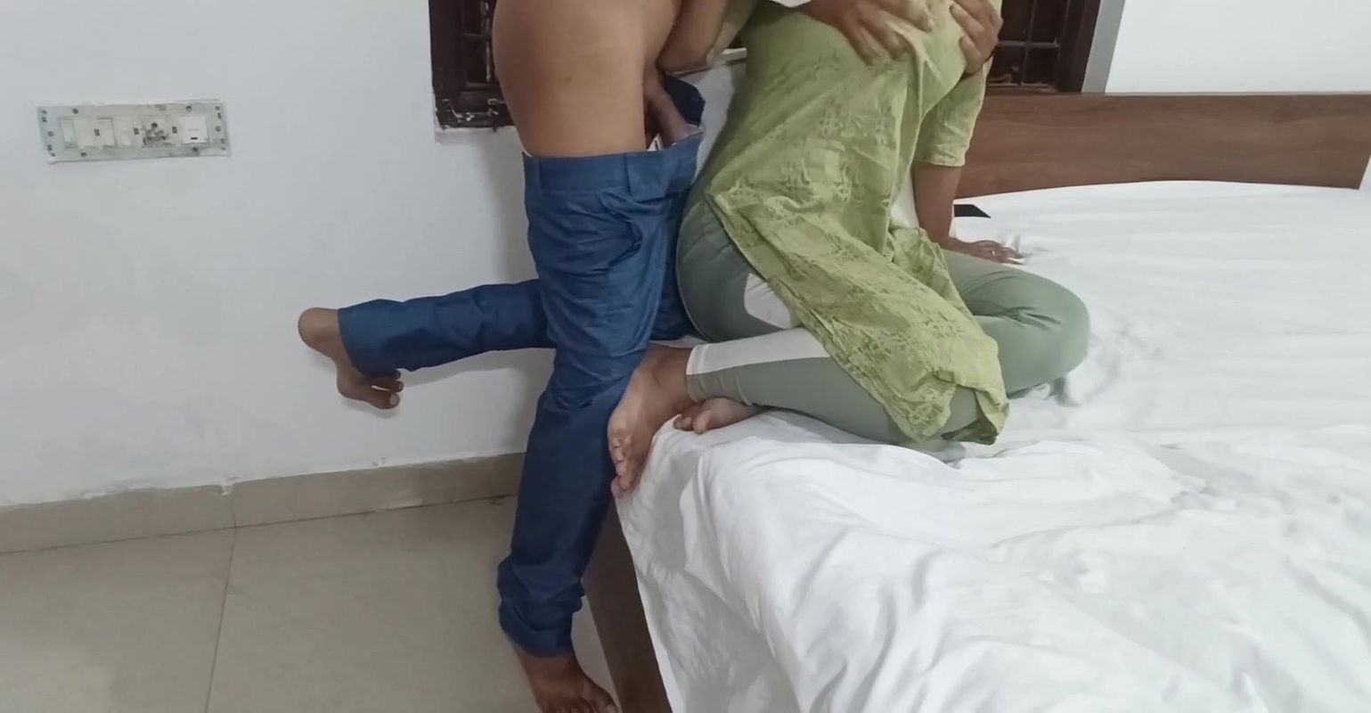 Just See women gand dekh lo vai school ladki ki gand