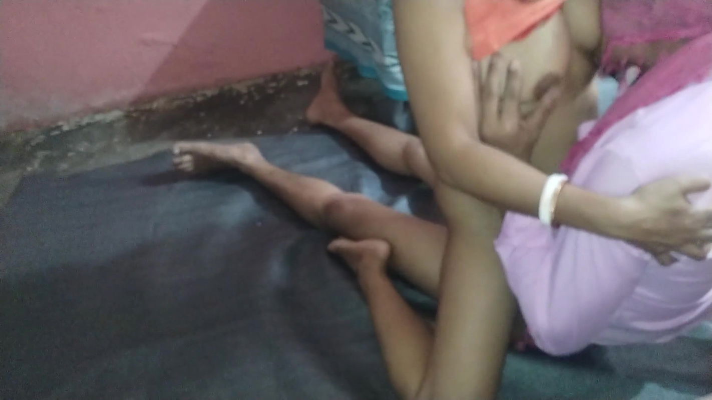 Sonali bhabhi husband ki friend ki sat zabardasti chudai keya