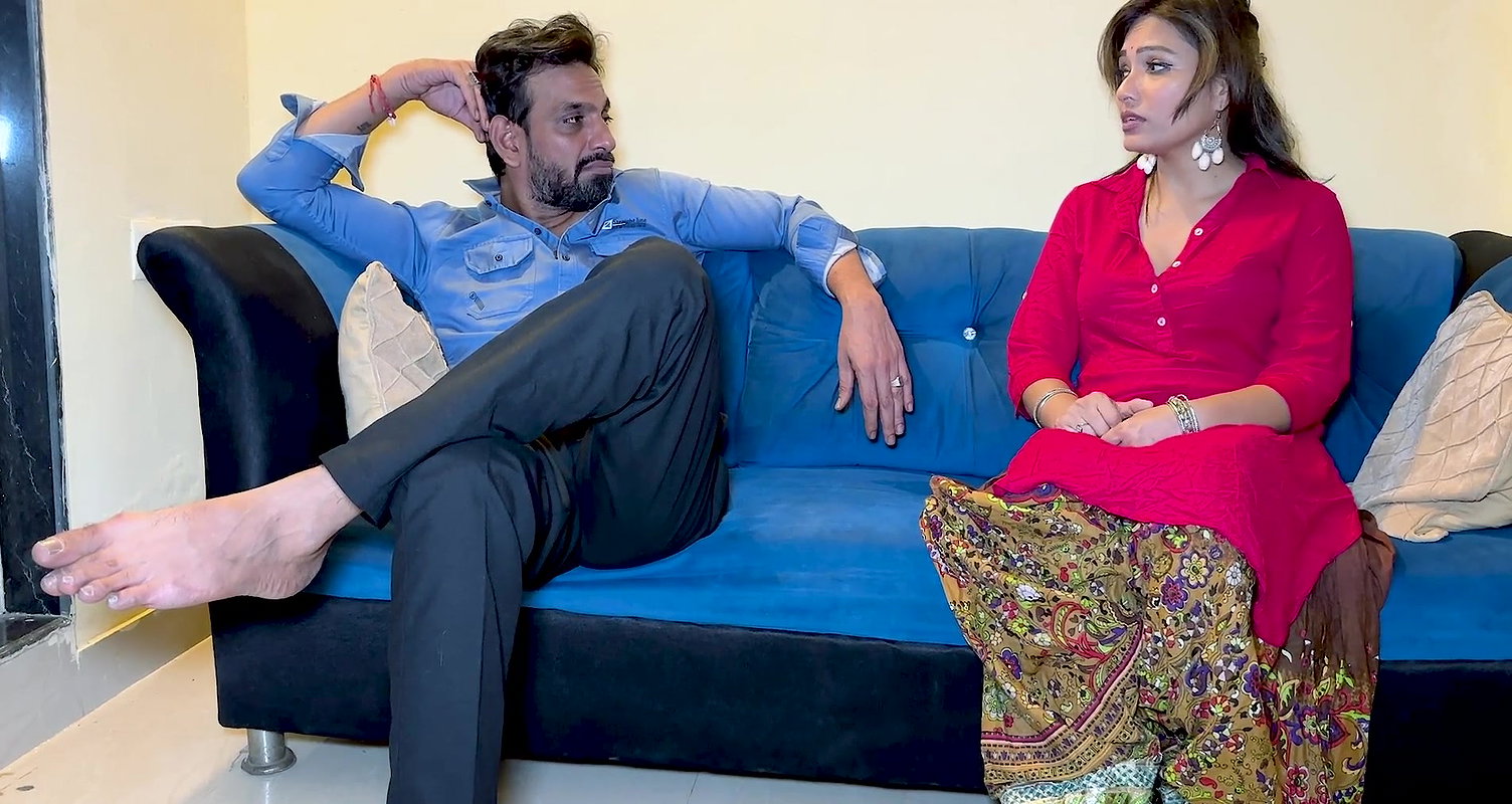 Zoya Rathore – Dutiful Wife