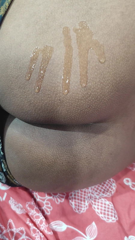 Ass oil massage to bhabhiji in the bedroom by jijaji