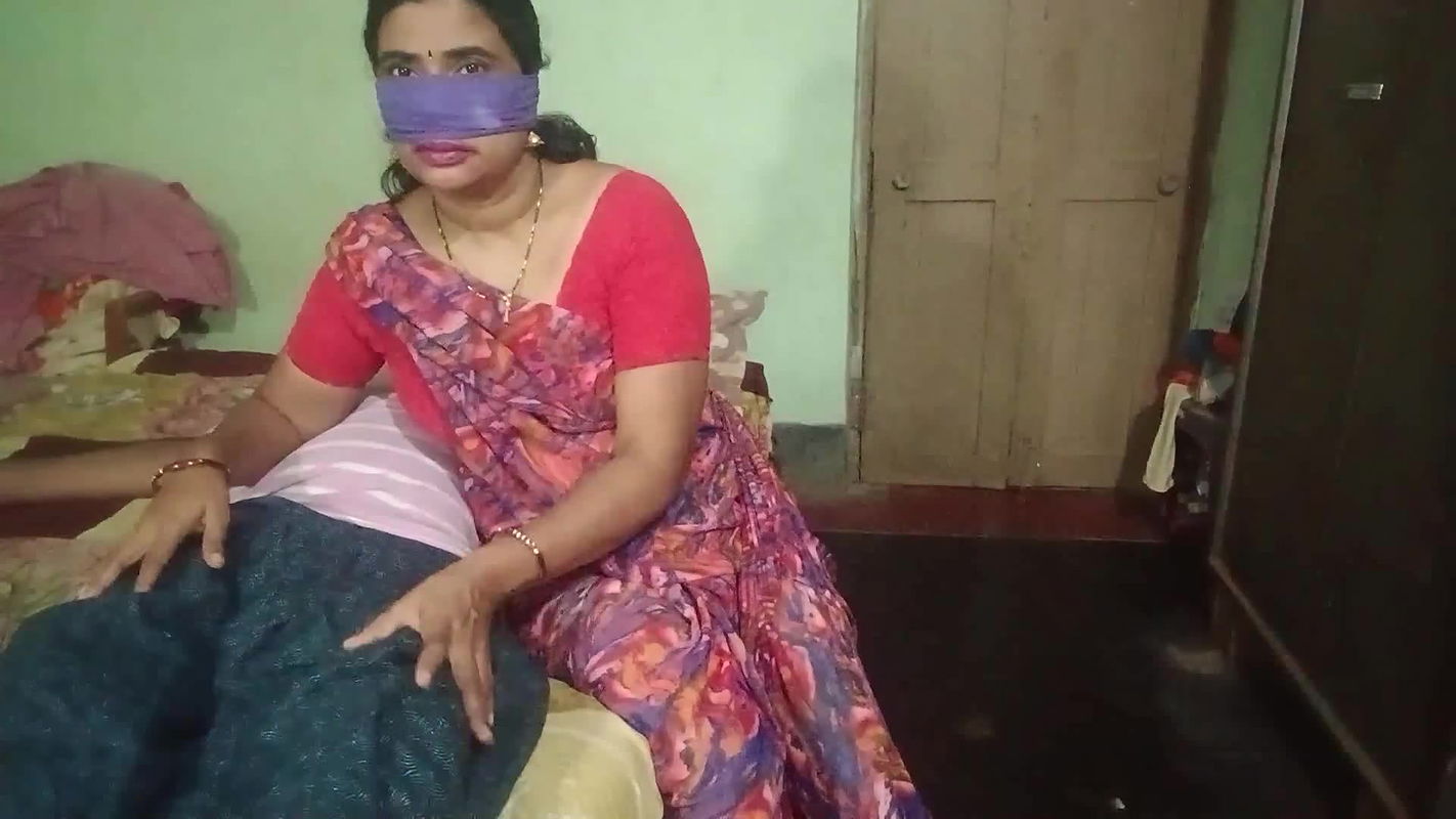 Beautyful sexy booty babe loves the raiding loves the non stop fucking