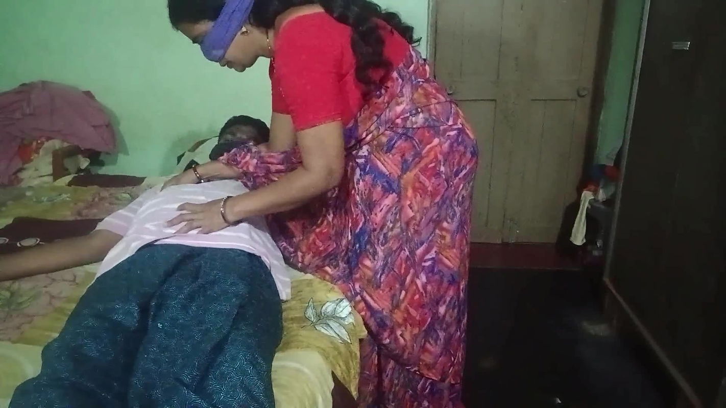 Beautyful sexy booty babe loves the raiding loves the non stop fucking