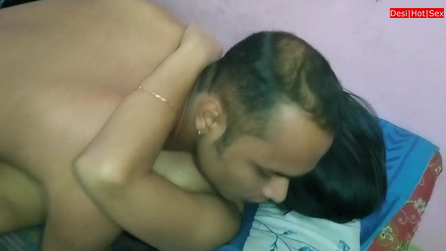 First time fuck friend’s wife! Plz Don’t cum Inside Pussy