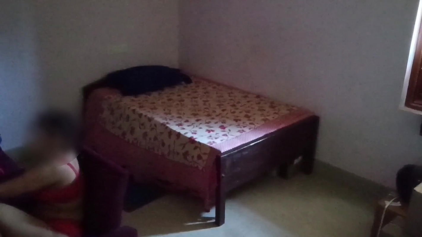 Girlfriend records boyfriend having sex