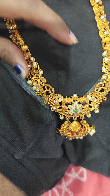 Horny unsatisfied housewife enjoying with room owner