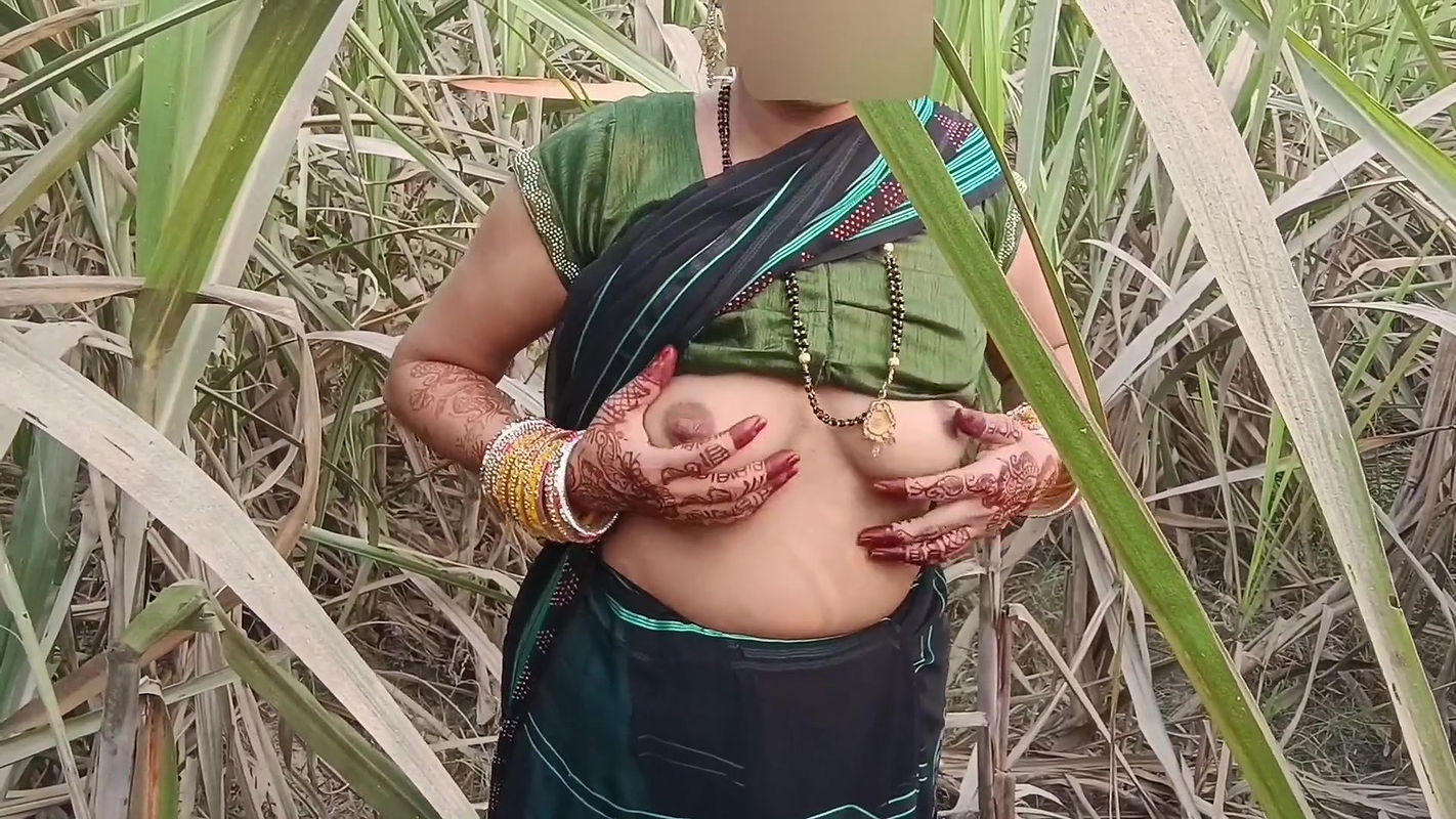 Indian Desi Village outdoor New Indian outdoor public porn with pissing