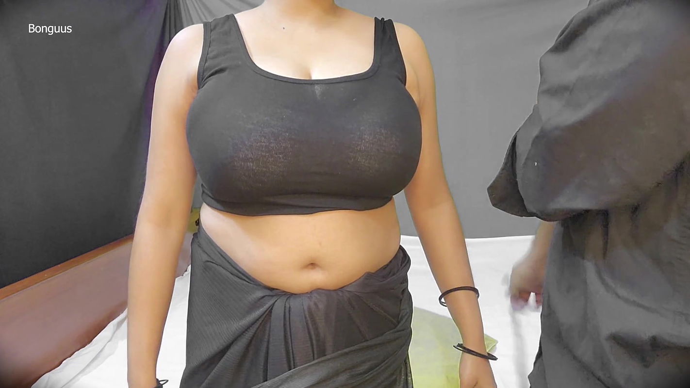 Riya Bhabhi Got Fucked by Dress Tailor