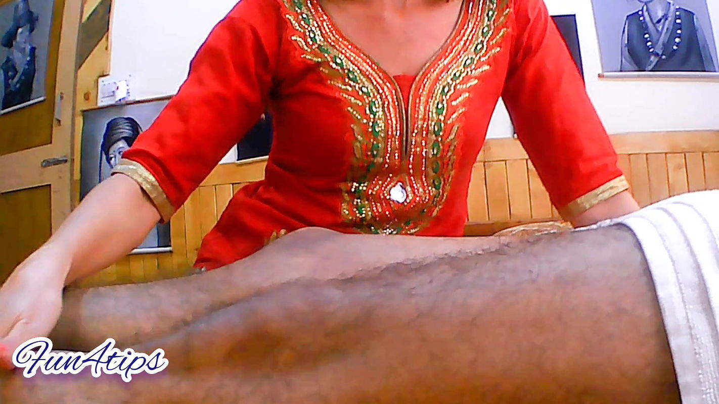 Hot Slut Wife Strokes Big Cock for Live Cam