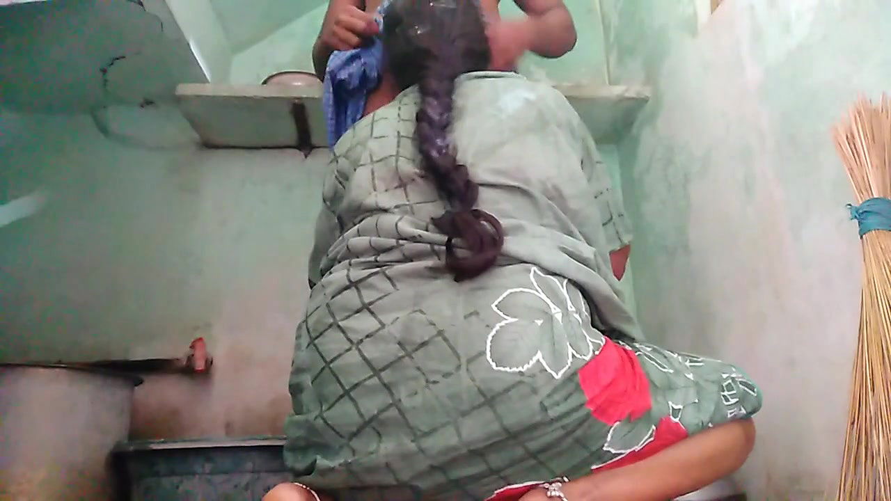 Desi Priyanka Aunty Nice Blowjop Sex