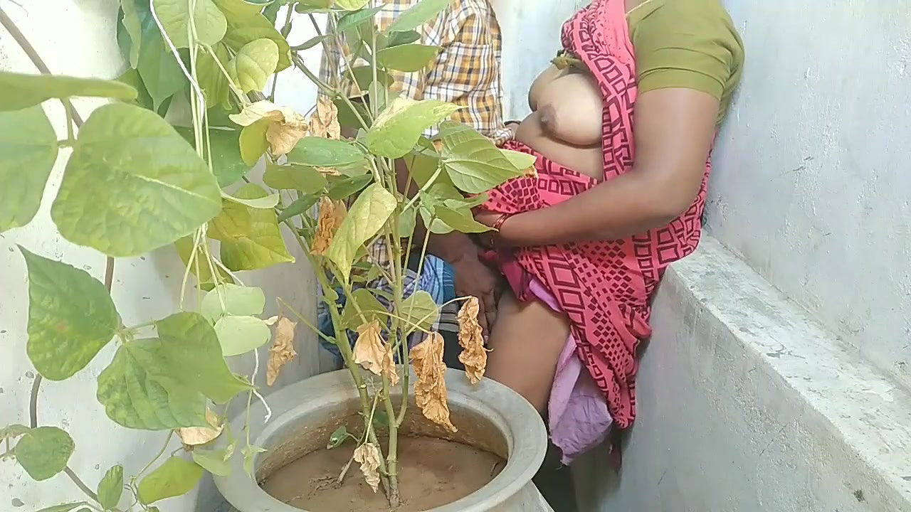 Indian House Woife Sex with House Woner