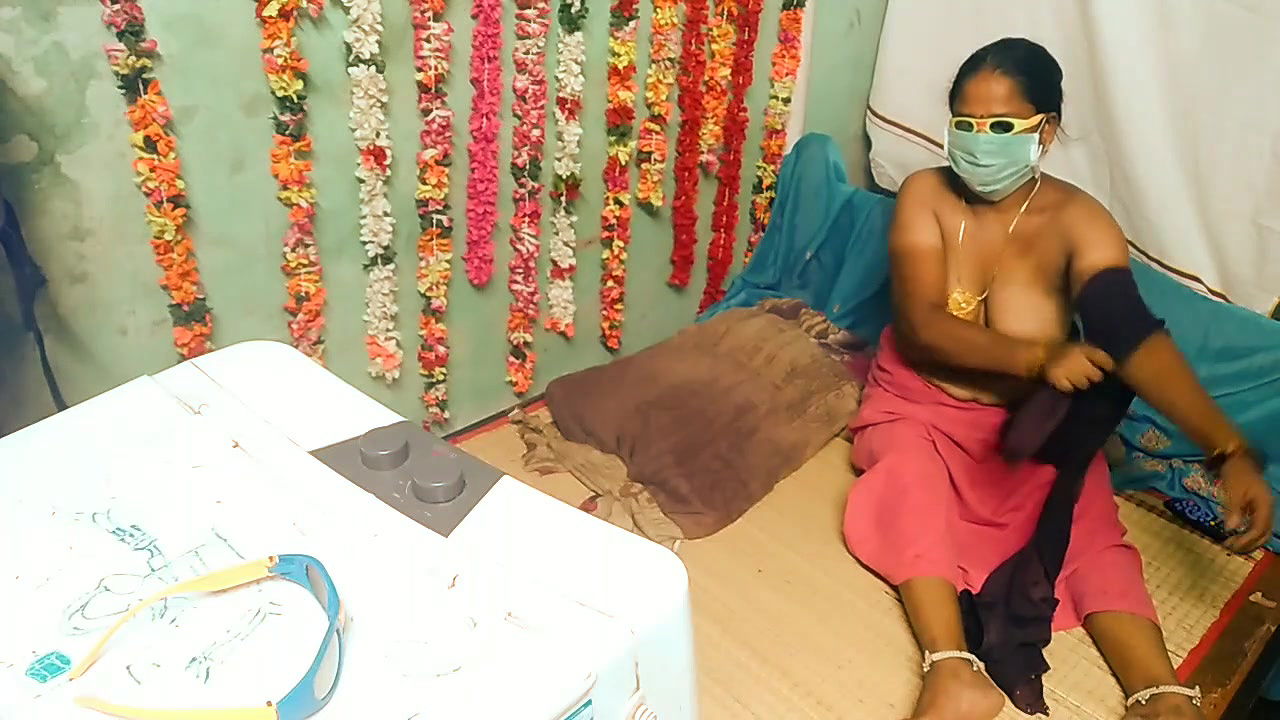 Indian Village Real Husband and Wife Having Sex in Bedroom Hardcore