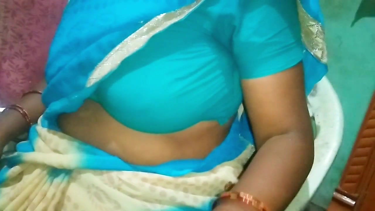 Tamil Aunty Boobs Press