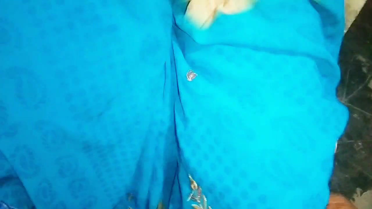 Tamil Aunty Boobs Press