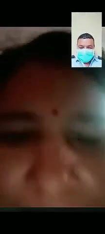 Mature bhabhi on vc,satisfying to lover