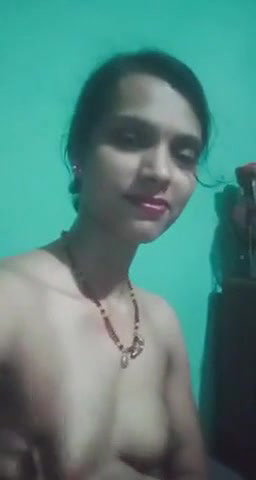 Beautiful village bhabhi making video for lover
