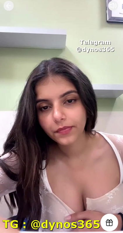 Gorgeous Girl Sanaya Bikini Tease and Nipple Slips on Tango Live – With Face