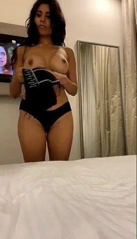 VID Stripchat 572025285