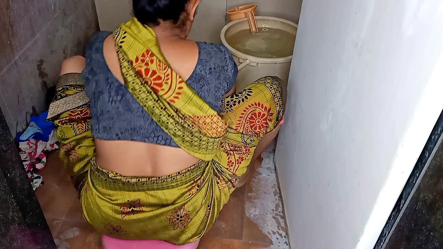 While Washing Komal Clothes, She Took Brother-in-law’s Dick