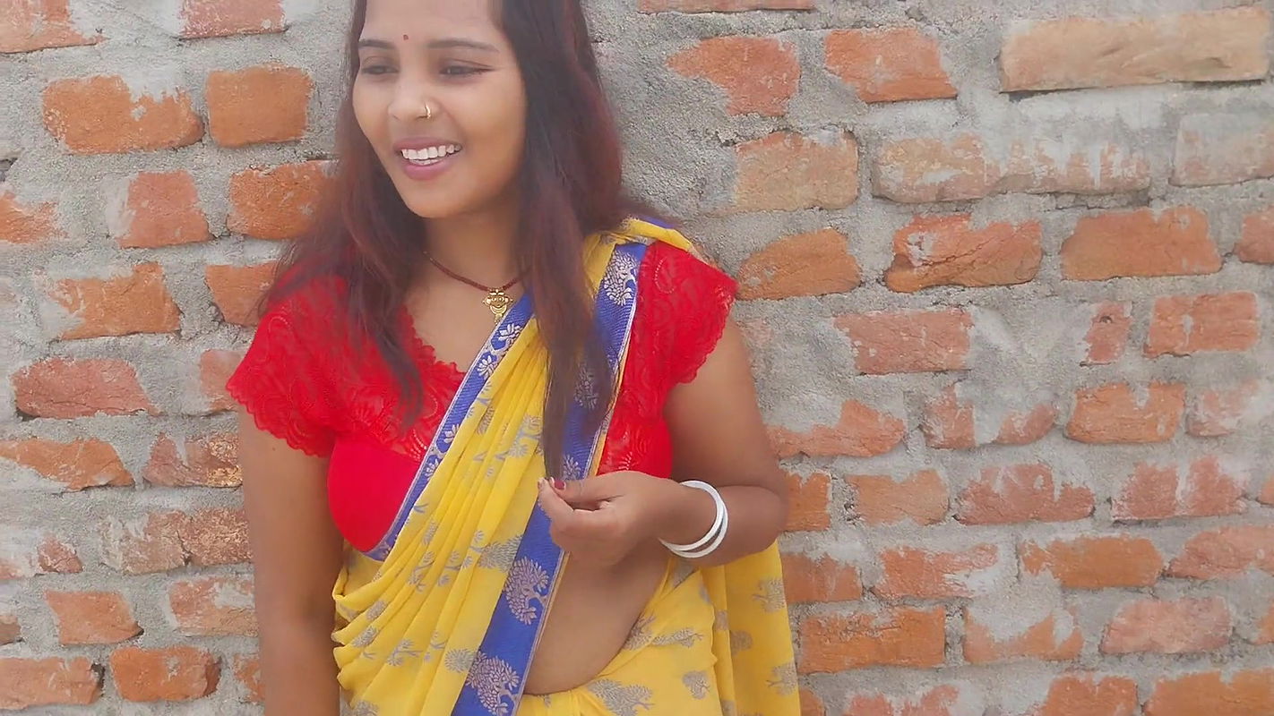 My best friend sent me a video of her masturbating. Desi Girl Fun