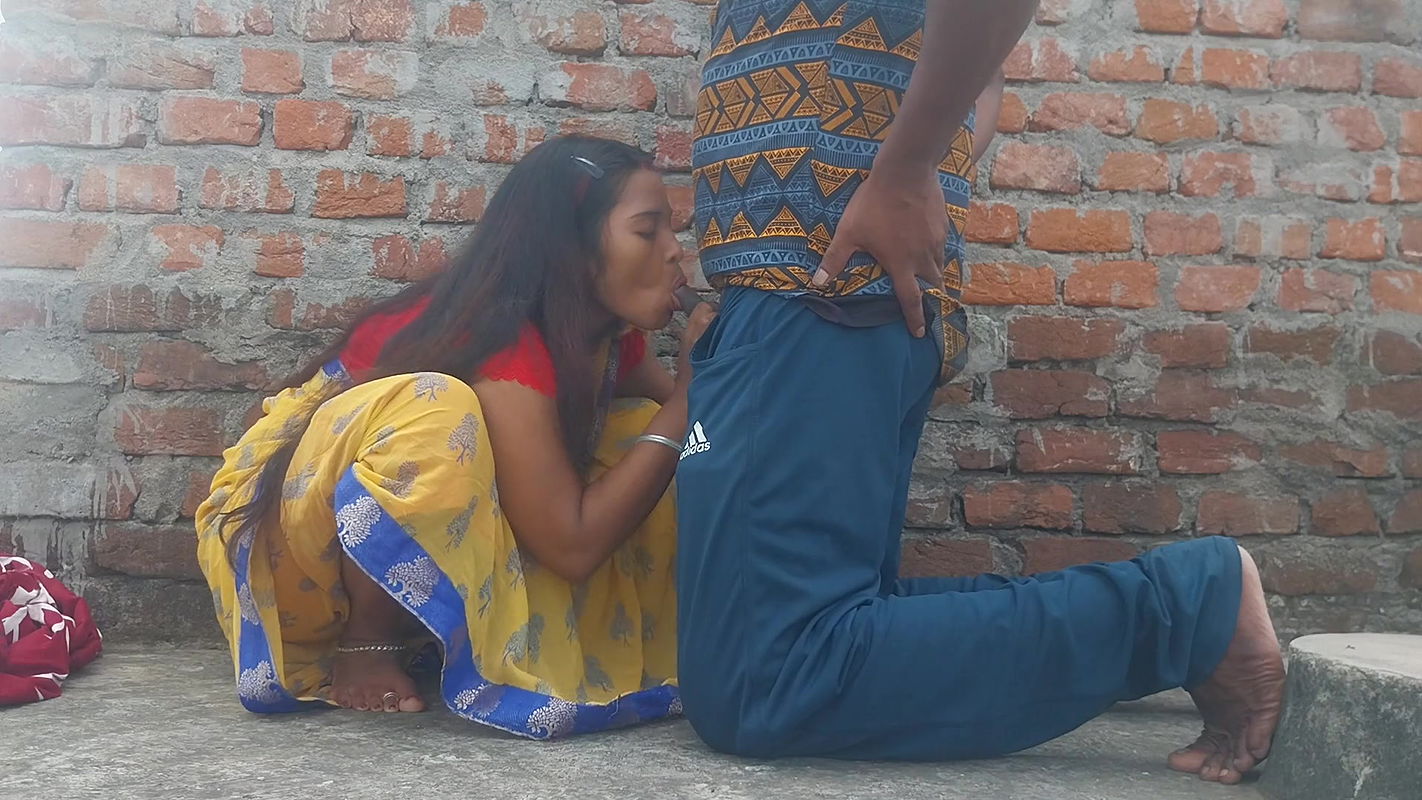 My best friend sent me a video of her masturbating. Desi Girl Fun