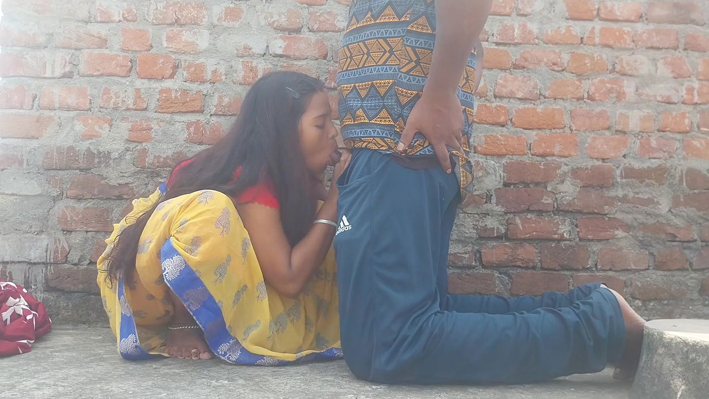 My best friend sent me a video of her masturbating. Desi Girl Fun