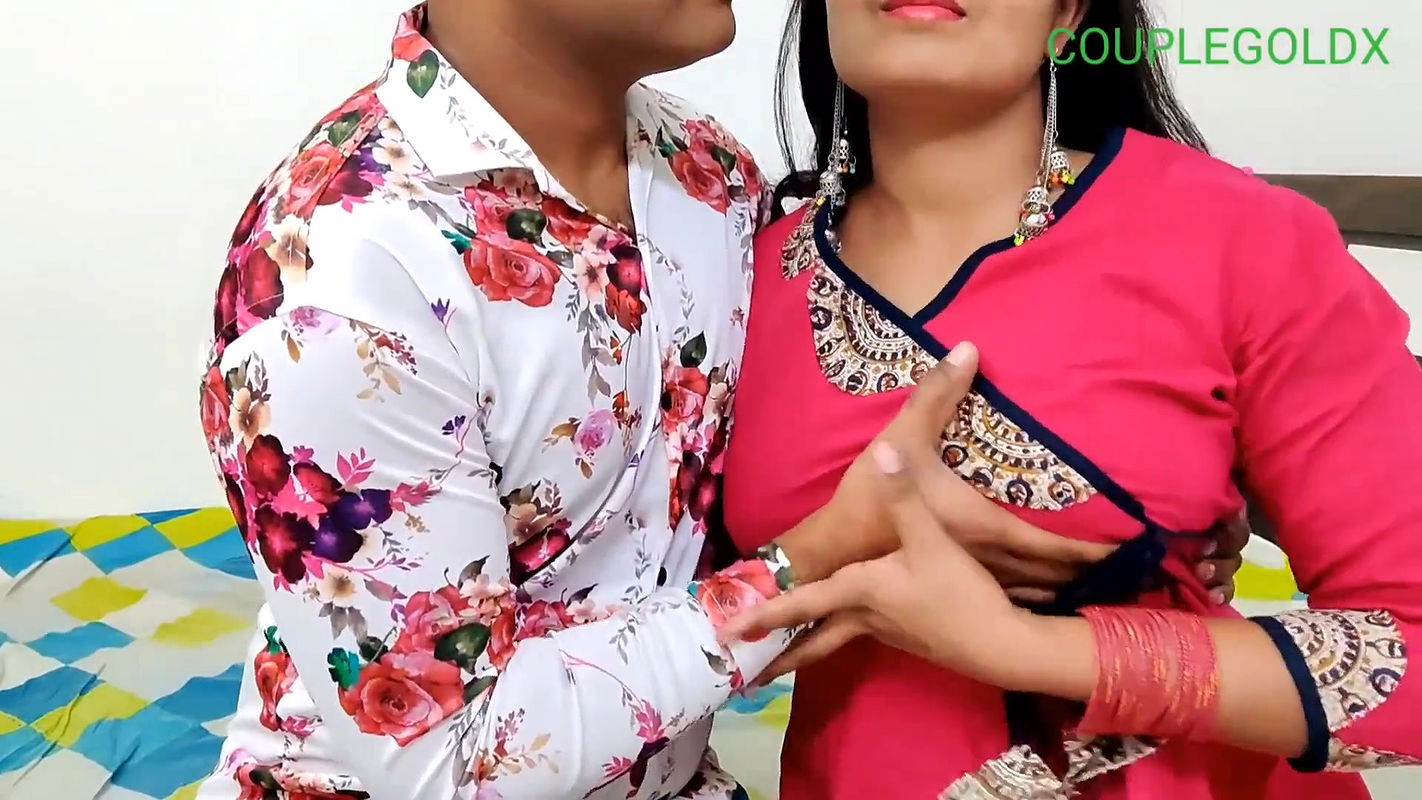 Komal invited her college friends to her house and got them fucked