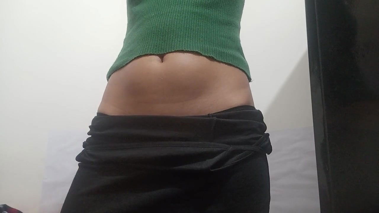 Indian Girl Shows Pussy