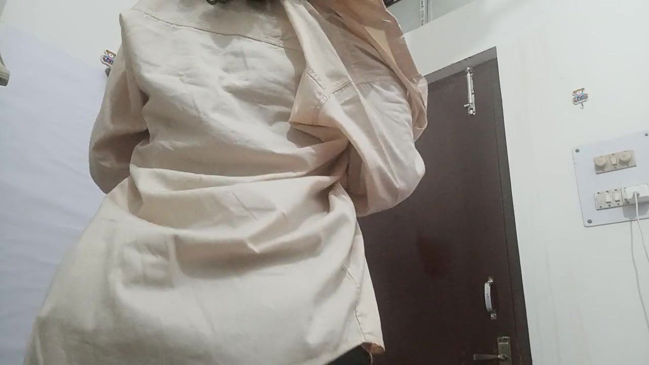 Indian Desi Teen Girl Solo