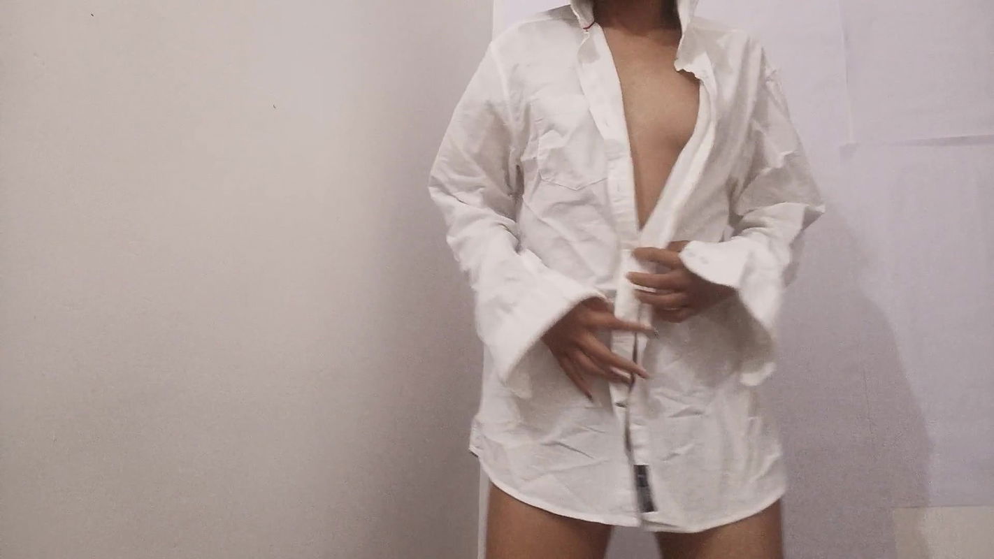 Hottest Indian Striptease – Indian Girl Striptease