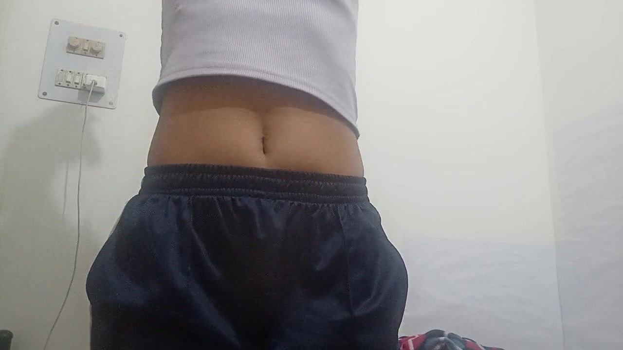 Fingering My Tight Pussy Making It All Wet