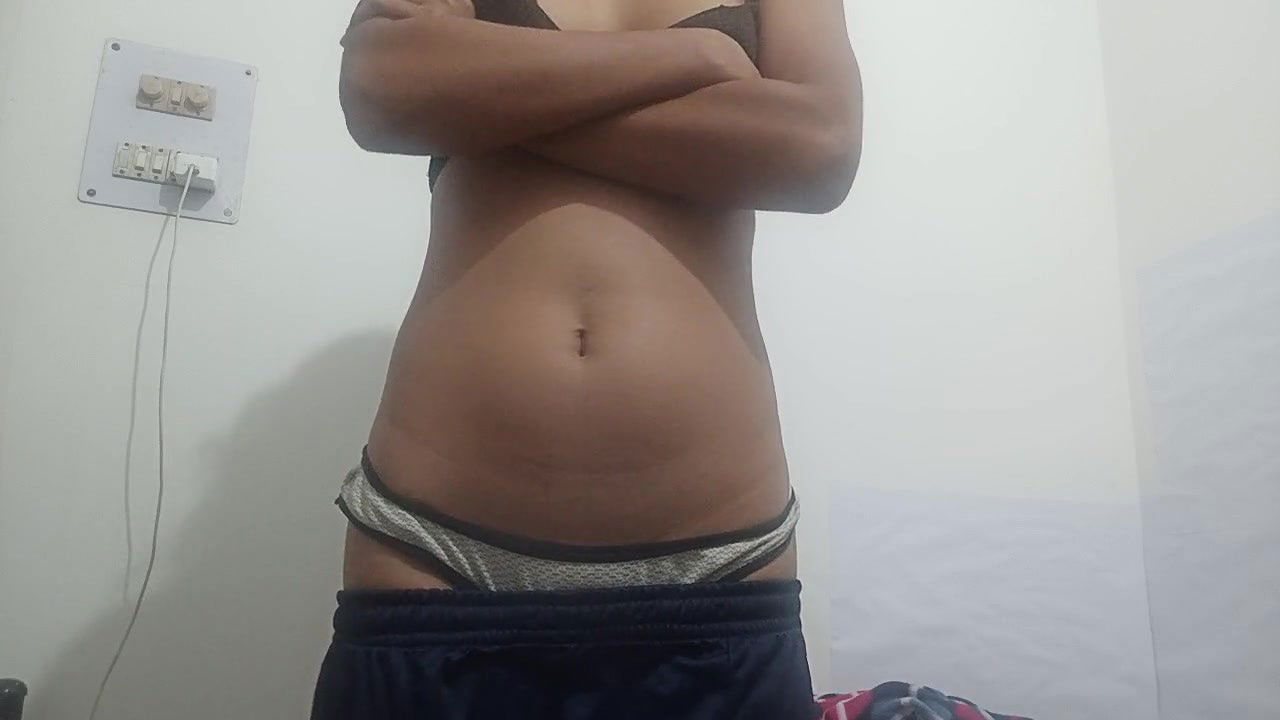 Dripping Wet Pussy with Huge Pussy. Desi Girl Fun