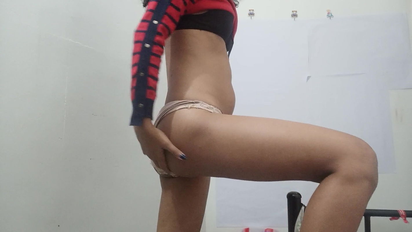 Desi Girl Fun masturbates in the morning 45