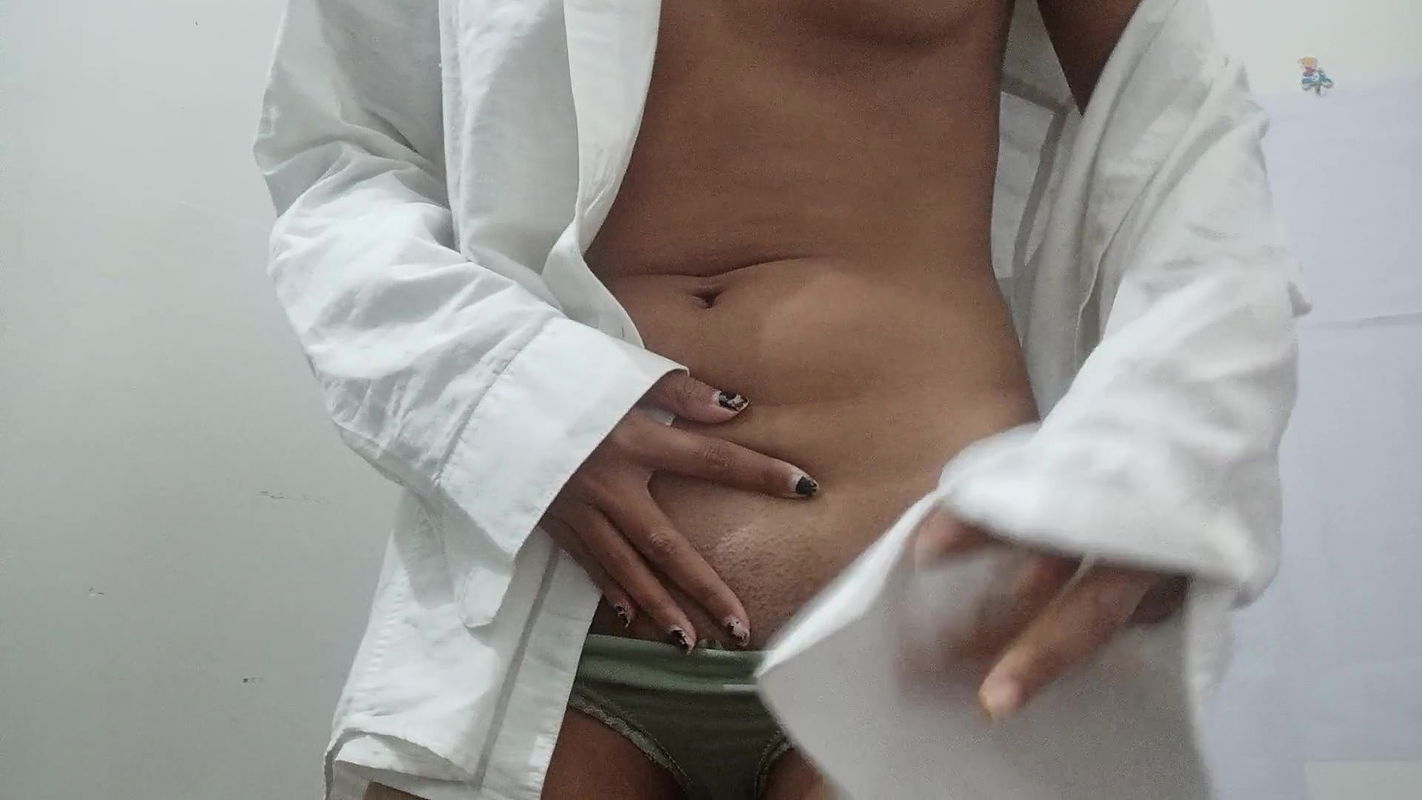 Desi Girl Fun – Young sexy girl masturbates tight pussy