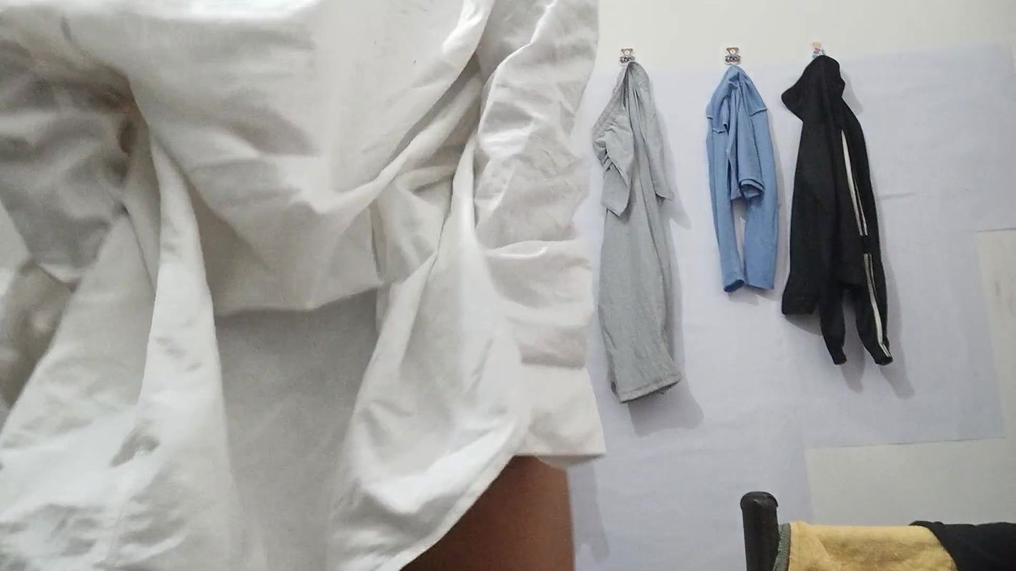 Desi Cute Girl Showing Boobs and Pussy 13