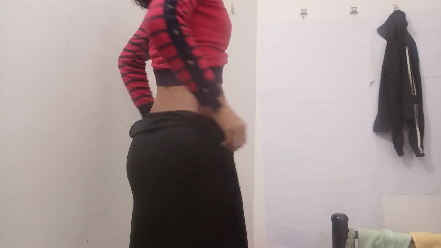 Desi Cute Girl Showing Boobs and Pussy 8