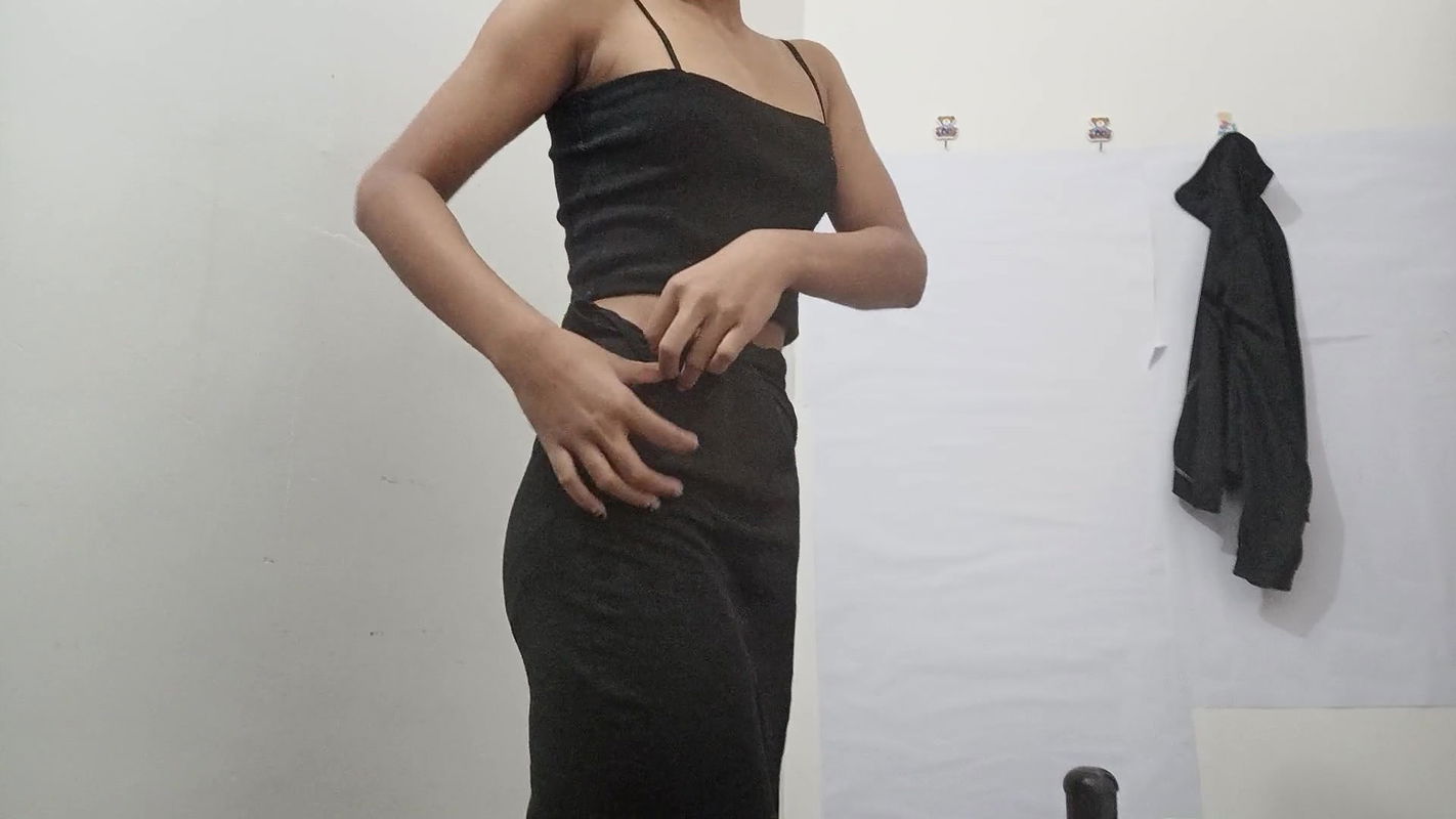 Desi Beautiful Indian Teen Body Show 8