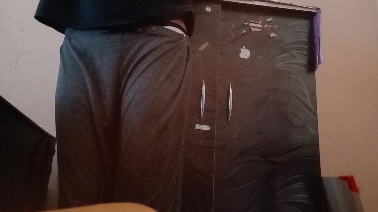 Collegegirl Caresses Her Insanely Wet Pussy to Orgasm