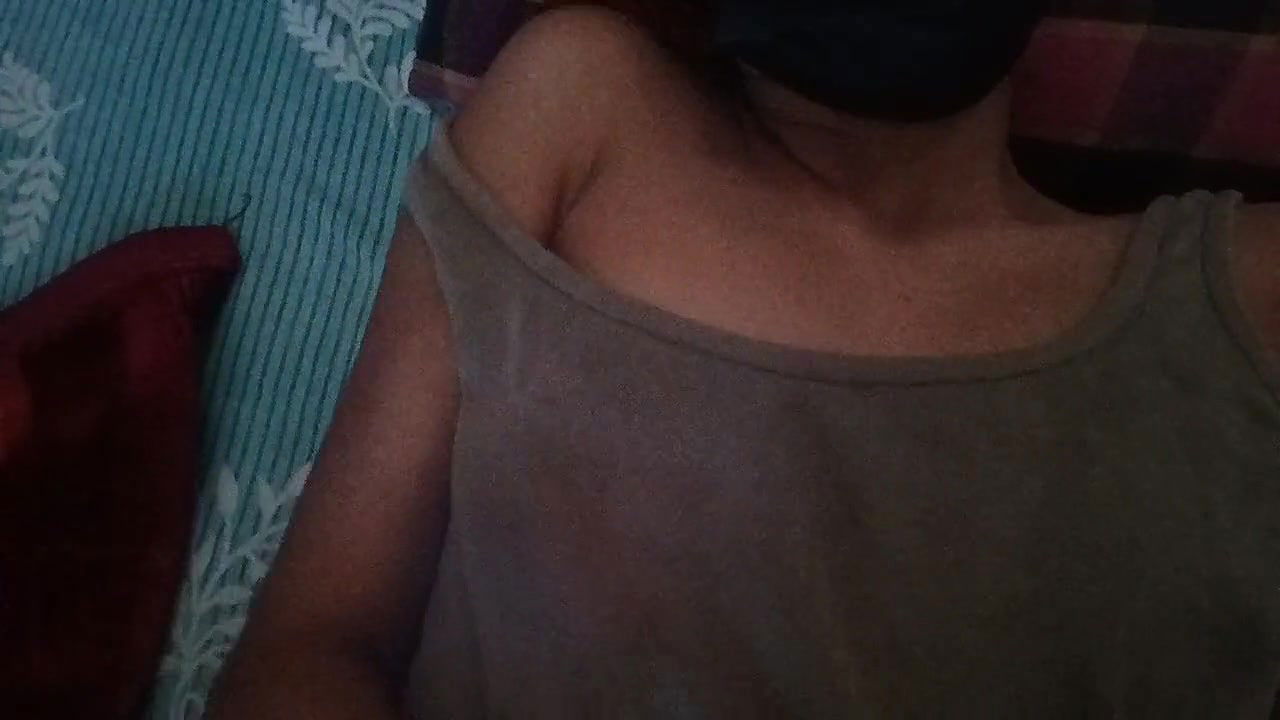 Beautiful College Girl Showing Nipples