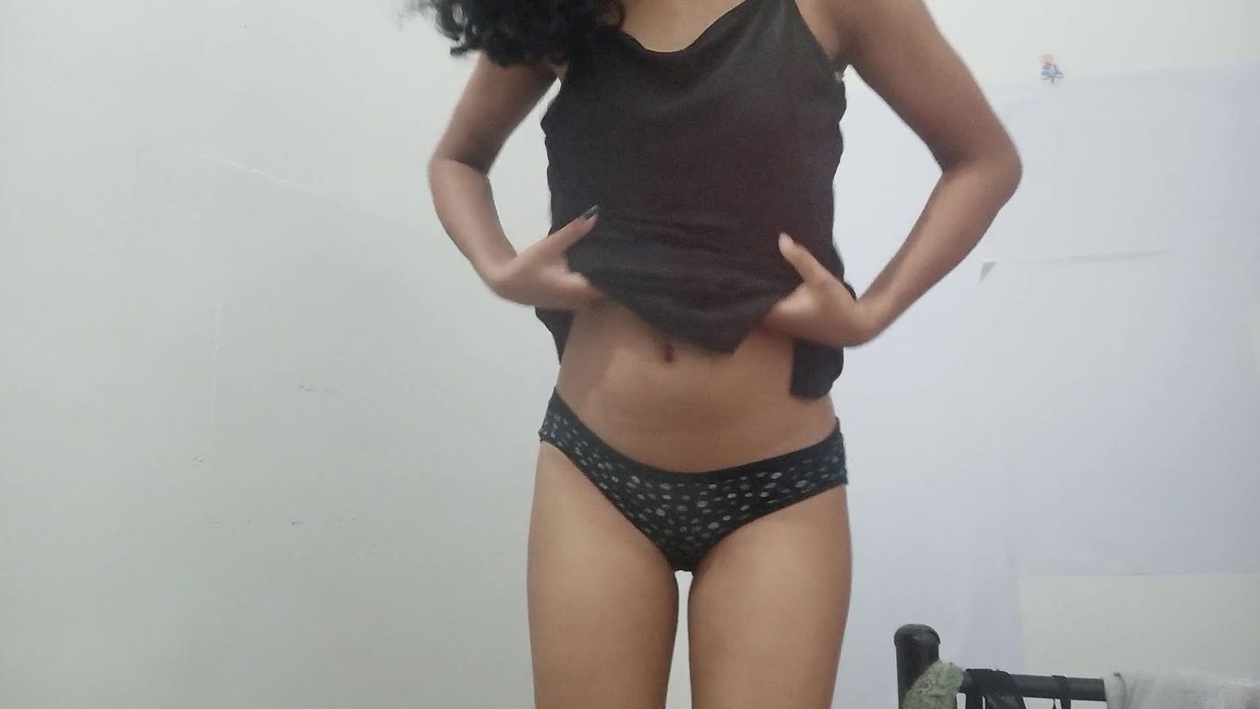 19 Year Old Teen Queen Gets Naked For You 8