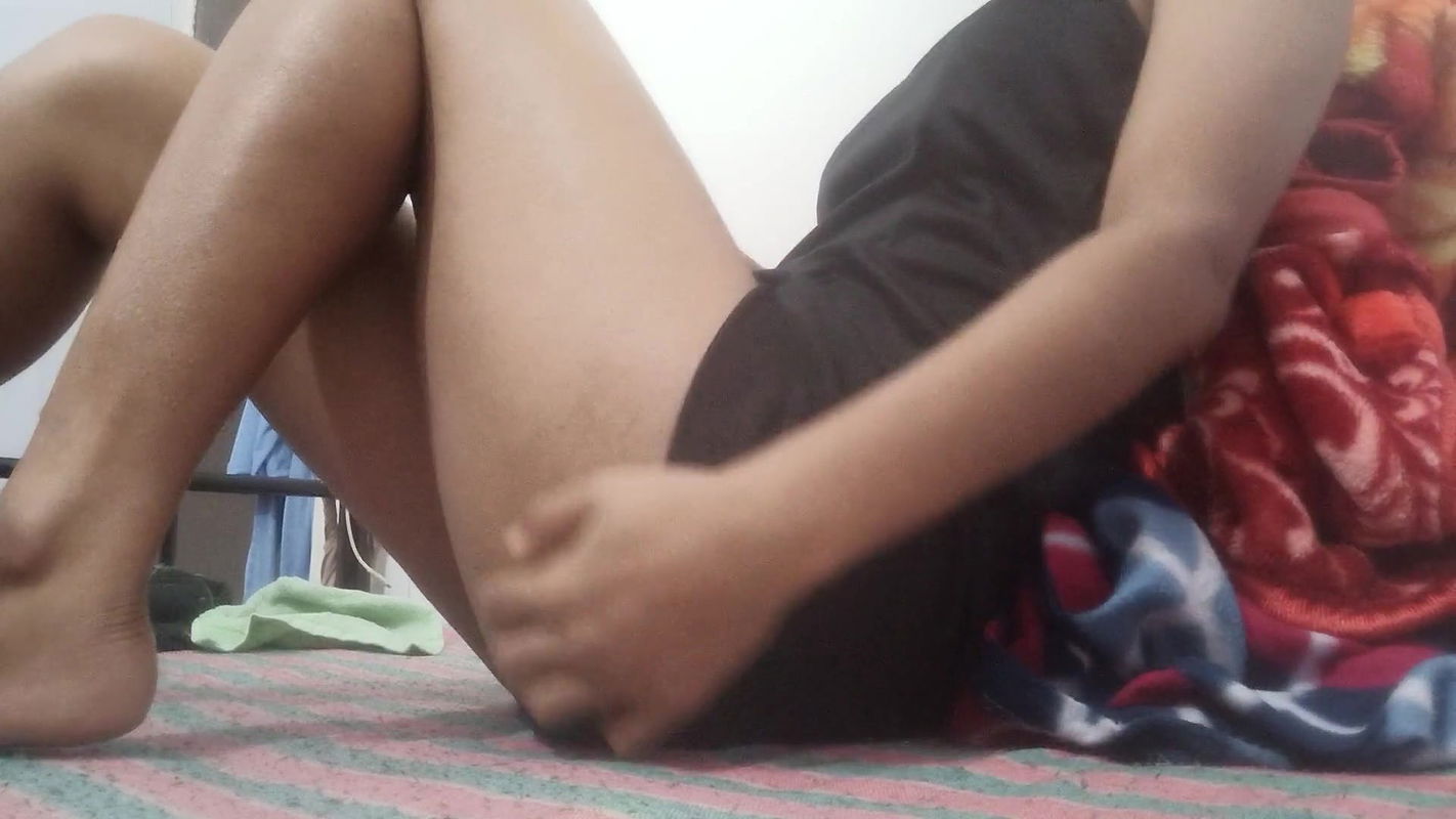 18 year old tight pussy masturbation. Desi Girl Fun