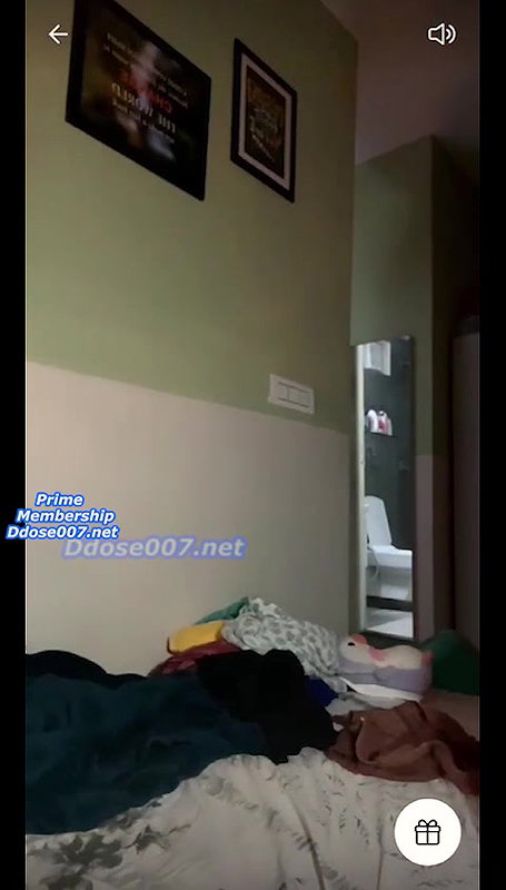 Gorgeous Hottie Sanaya Full Nude Boobs and Pussy Show on Tango Live ~ With Face