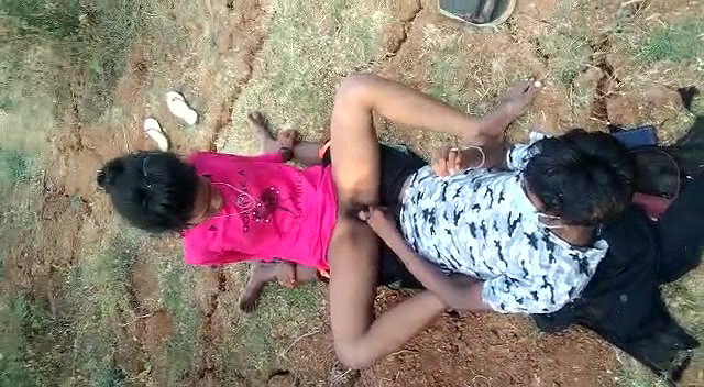 Desi lover fucking outdoor