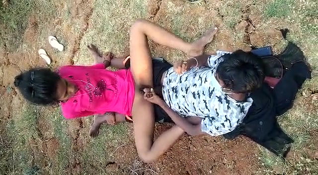 Desi lover fucking outdoor