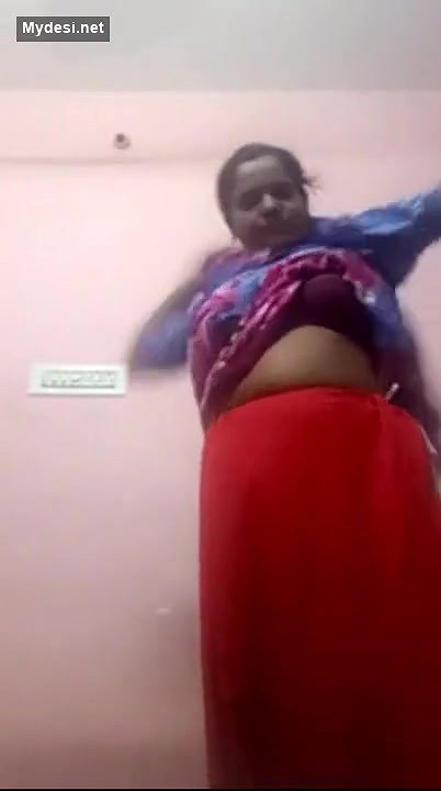 Desi aunty nude bath
