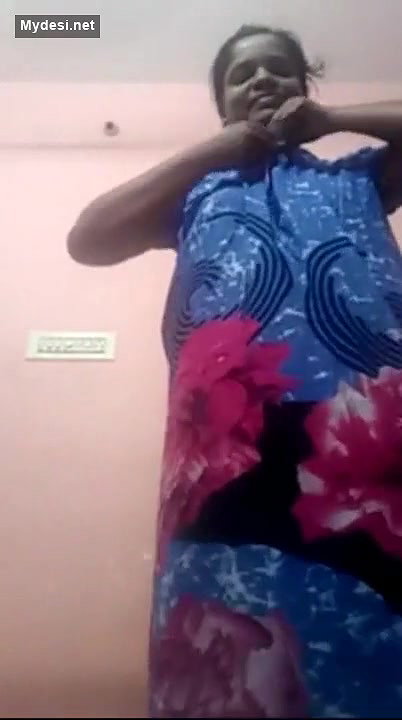 Desi aunty nude bath